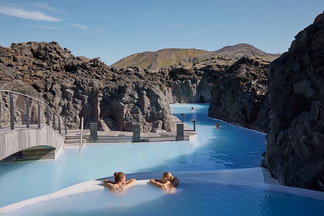 Reykjavik: Private Transfer from/to Blue Lagoon in Iceland - Timing: 40 minutes to 1 hour, but plan for real-world conditions