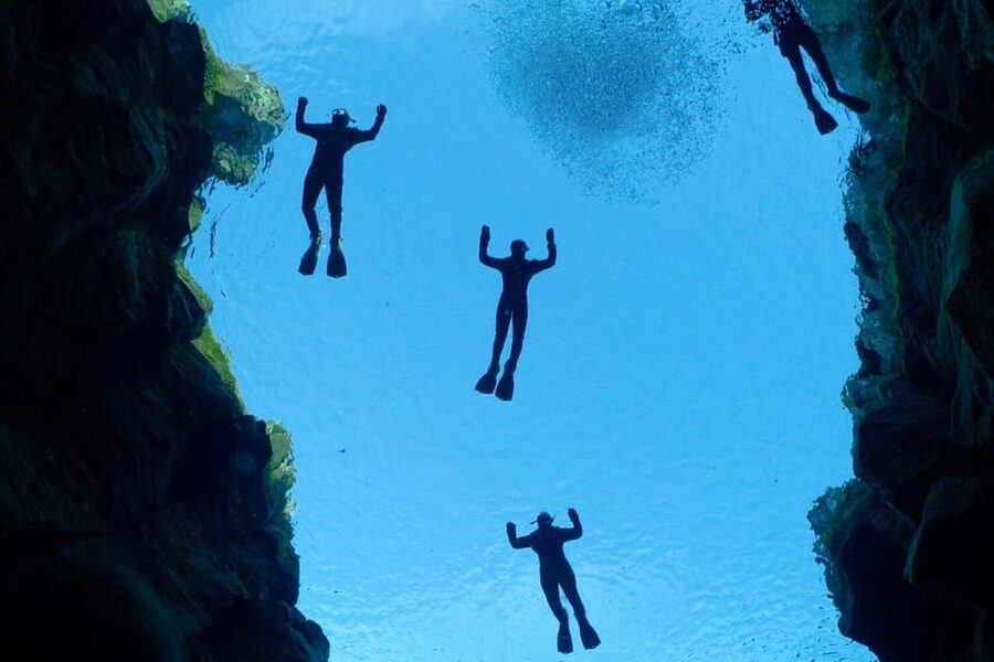 Reykjavík: Silfra Fissure Snorkeling between Two Continents - Getting there from Reykjavík: quick drive, long anticipation