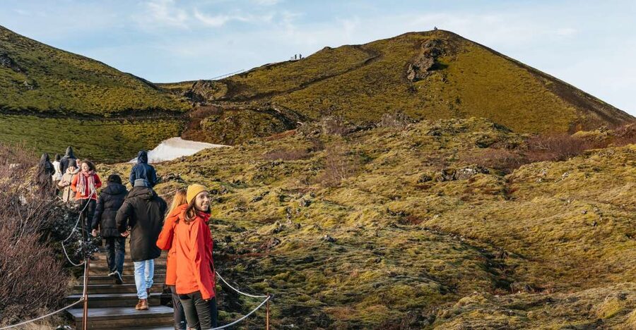 Reykjavik: Silver Circle Tour, Canyon Ride, & Thermal Baths - Why this Silver Circle route feels better than the usual day