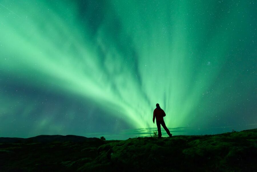Reykjavik: Small Group Northern Lights Tour - The Guide’s Job: Choosing Where to Go Each Night
