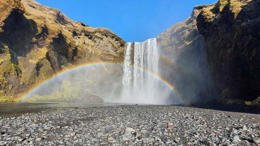 Reykjavík: Small Group Southern Iceland Day Trip - Seljalandsfoss: the waterfall you can walk around (45 minutes)