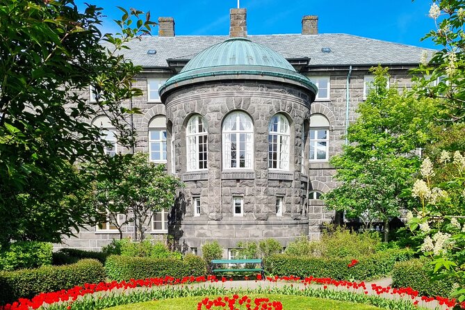 Reykjavík Small group Walking Tour - by CityWalk - Meeting at Hallgrímstorg: the fastest way to orient yourself