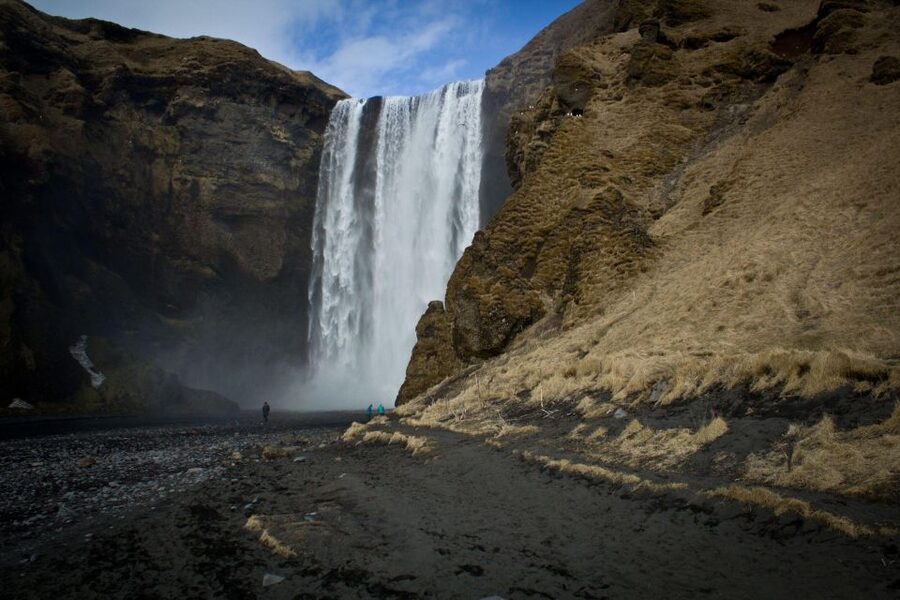 Reykjavik: South Coast Activity Tours - Seljalandsfoss: mist, footing, and the queue reality
