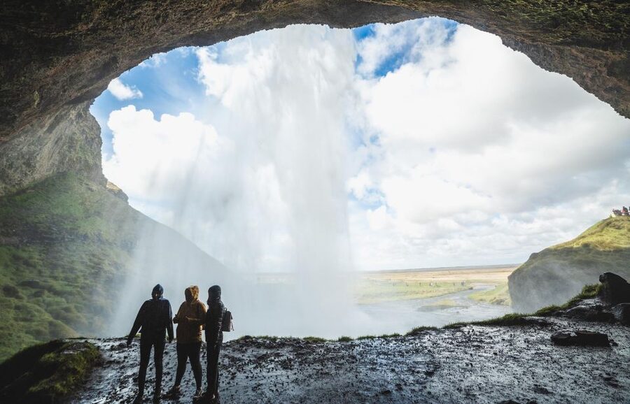 Reykjavik: South Coast, Glacier Hike & Northern Lights Combo - South Coast in one long day: Reykjavik pickup to Skógafoss