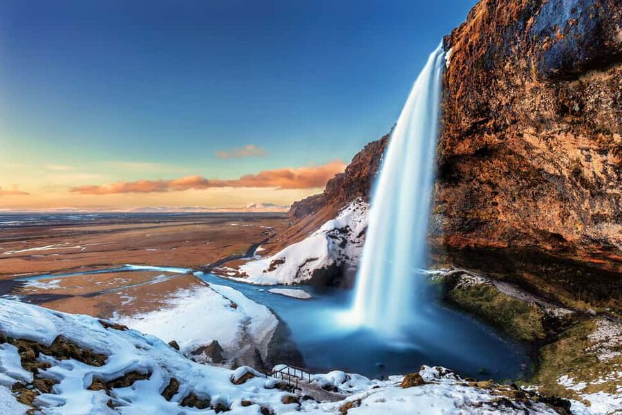 Reykjavík: South Coast Wonders & Northern Lights Tour - The South Coast day: big stops, short walks, strong photo payoff