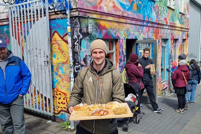 Reykjavik Street Food Walking Tour - Key things that make this street food walk work