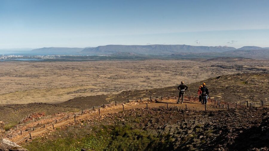 Reykjavik: Thrihnukagigur Volcano Guided Hiking Day Trip - What pace feels like in a real small-group day