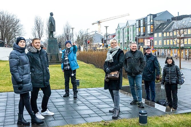 Reykjavik Walking Tour - Walk with a Viking - Guide style: the difference between a walk and a story