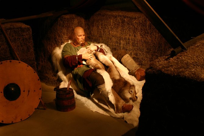 Saga Museum - Entrance ticket - Life-size dioramas and realistic figures: why this museum feels different