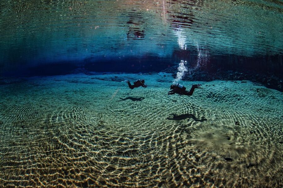 Silfra: Diving Between Tectonic Plates - Silfra’s 100m visibility and why it feels unreal