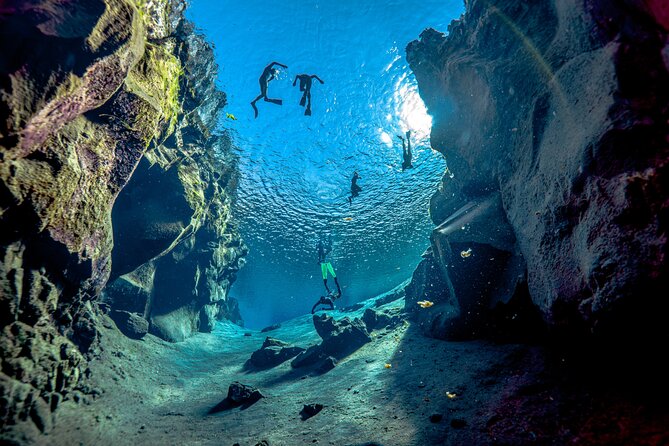 Silfra Snorkel - Between Continents - When Quality Matters - Key things that make this Silfra snorkel different