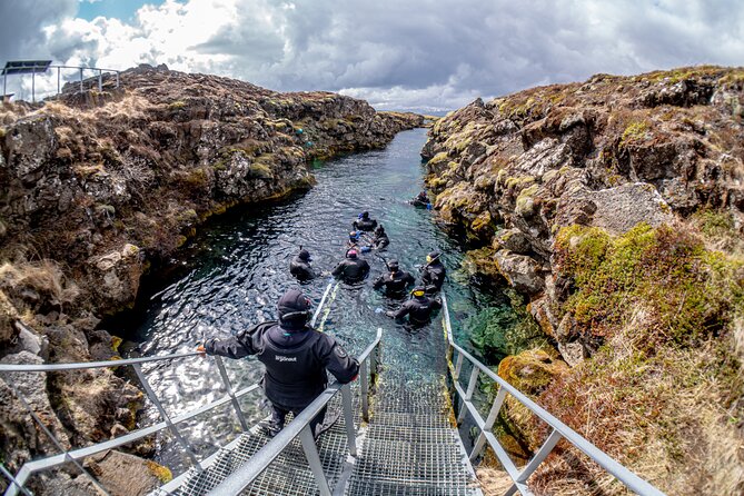 Silfra Snorkel - Between Continents - When Quality Matters - Drysuit setup and dry gloves: staying warm when the water doesn’t care