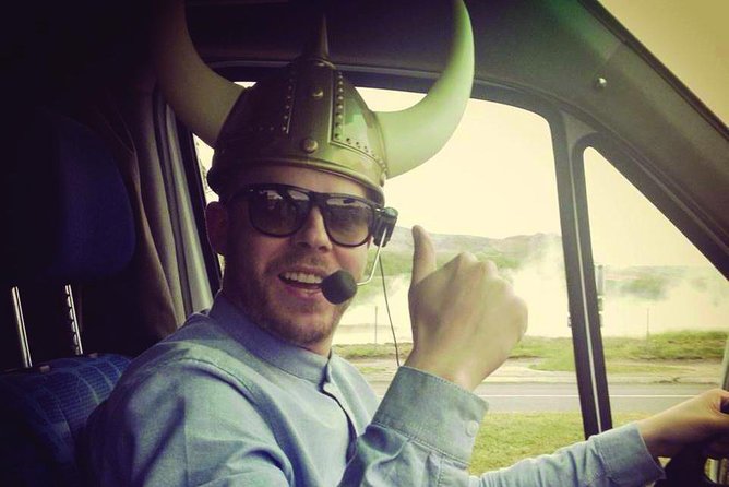 Small-group Golden Circle Classic Tour from Reykjavik - Golden Circle by minibus: small-group comfort from Reykjavík