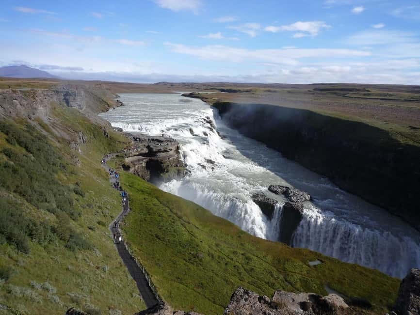 Small Group Golden Circle Tour w/ Kerid & Tomato Farm Visit - Reykjavik pickup and an 8-hour rhythm you can actually handle