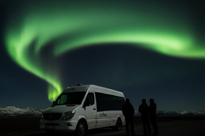 Small-Group Tour: Northern Lights with Photos & Hot Chocolate - Quick hits (the stuff that matters at night)