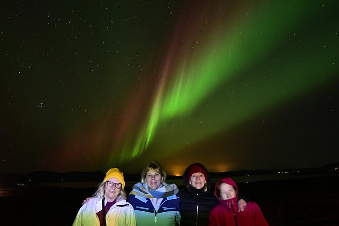 Small-Group Tour: Northern Lights with Photos & Hot Chocolate - Photos under the aurora: fun keepsake, but know the tradeoff
