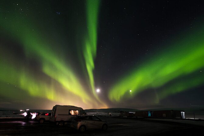 Small-Group Tour: Northern Lights with Photos & Hot Chocolate - Value for $126.43: what you’re actually paying for