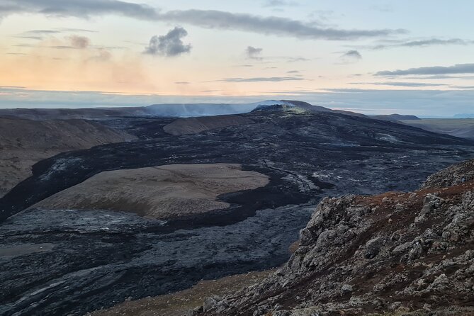 Small Group Volcano Hike with a Professional Geologist - Why Fagradalsfjall is a smart Reykjavik volcano hike