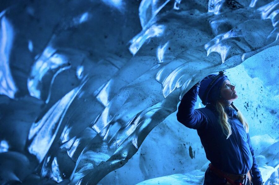 South Coast Iceland: 2-Day Blue Ice Cave & Jokulsarlon Tour - Skaftafell Glacier Hike: The 1.5-Hour Ice Walk You’ll Talk About
