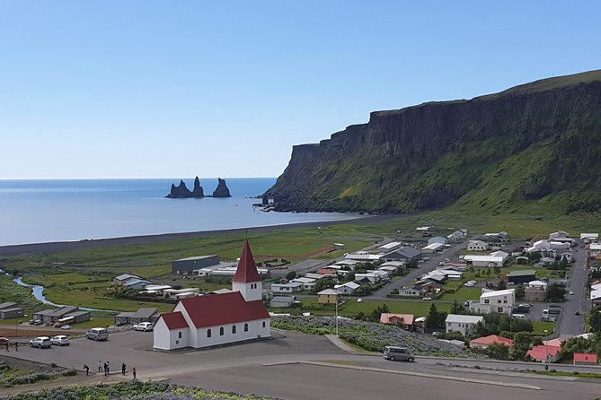 South coast Of Iceland- Private tour - Seljalandsfoss and Gljúfrabúi: walking behind the waterfall (when conditions allow)