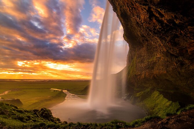South Coast Sagas: Small Group Tour with Pick-up from Reykjavik - Reykjavik Pickup: 8:30 start window and how to not miss the van