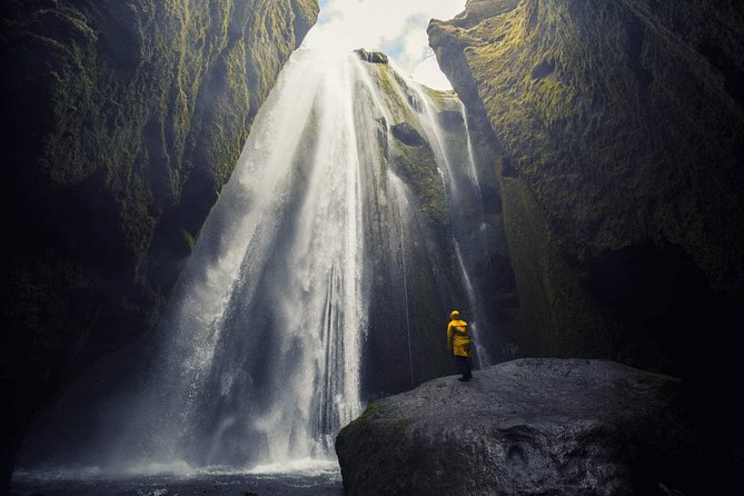 South Coast Summer Day Tour by Minibus from Reykjavik - Pickup Timing and Getting On the Bus Without Stress