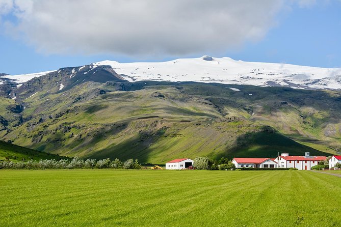 South Coast Waterfall, Black Beach, Glacier Adventure Small Group - Solheimajökull Glacier: The Optional 1.5-Hour Hike (April to October)