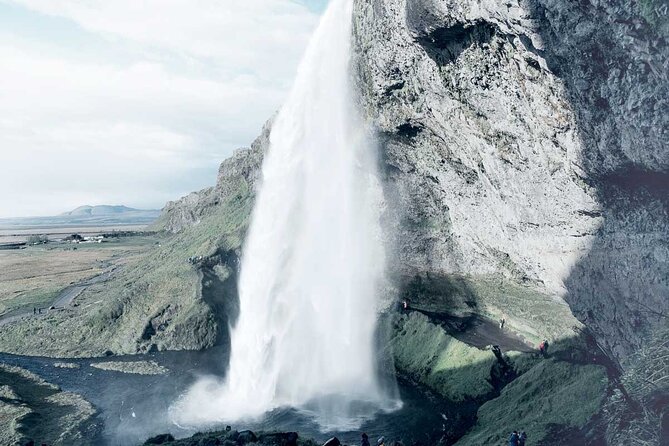 South Coast Waterfalls Vík and Lava Show Tour From Reykjavík - Skógafoss: your big waterfall viewing from the top