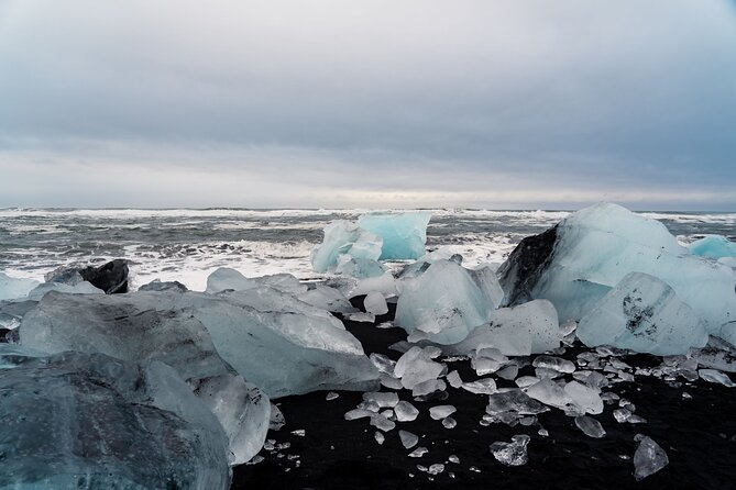 South Iceland and Glacier Lagoon: Jökulsárlón with Boat Tour - Price and value of a $261 day tour