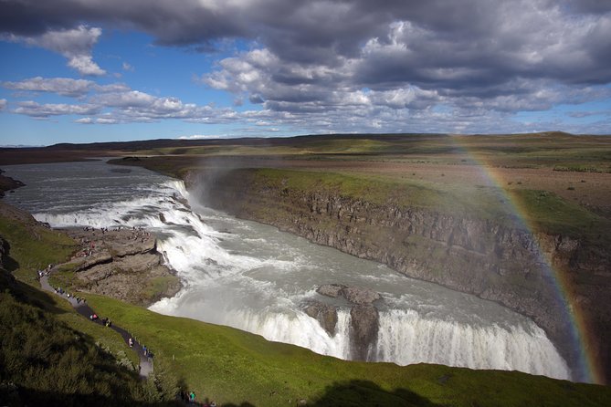 The Golden Circle & Northern Lights Guided Combo tour - Geysir geothermal area: how to watch Strokkur without losing the plot