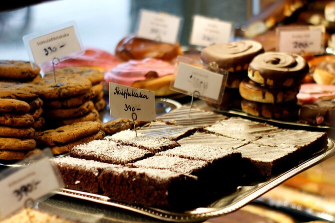 The Icelandic Sweet Tooth Tour - Taste of Iceland: skyr, fermented shark, and the bold moments