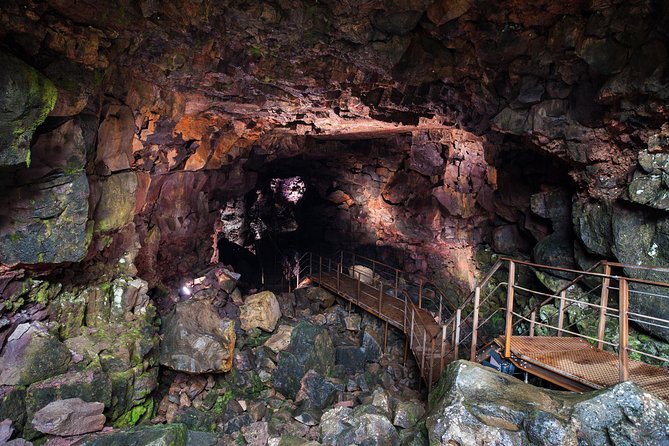 The Lava Tunnel Tour with Transfer from Reykjavik - Why Raufarhólshellir feels like stepping into another planet