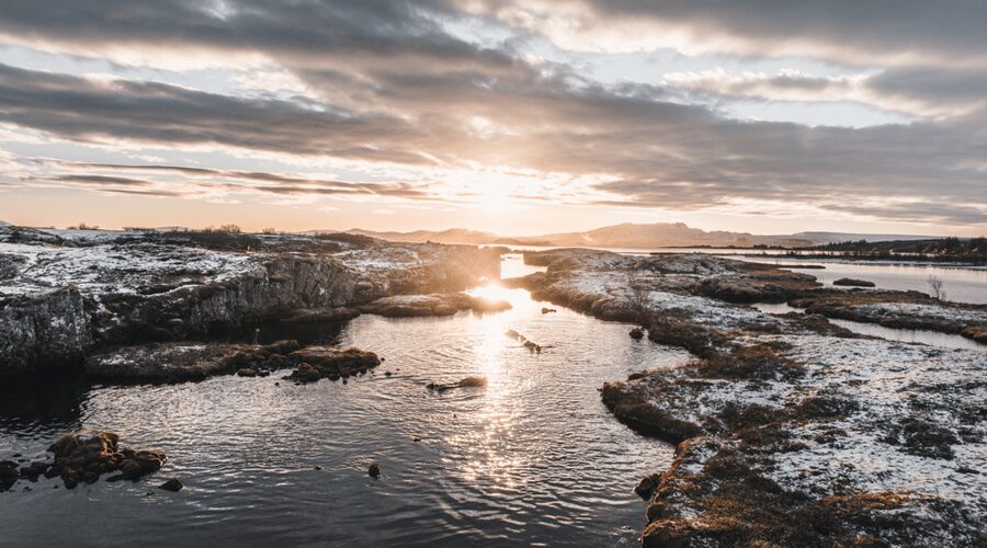 Thingvellir: Silfra Fissure Diving with Optional Pickup - Guides and Group Size: Why Small Feels Better Here