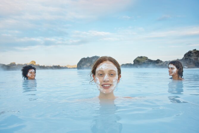 Transfer To & From Blue Lagoon - Comfort, Group Size, and What Shared Transport Really Means