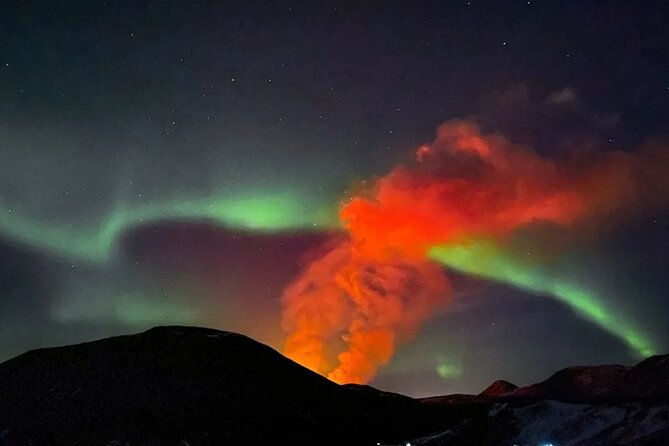 Volcano Hike & Northern Lights Combo Tour - A Two-Part Iceland Day: Lava By Day, Aurora By Night