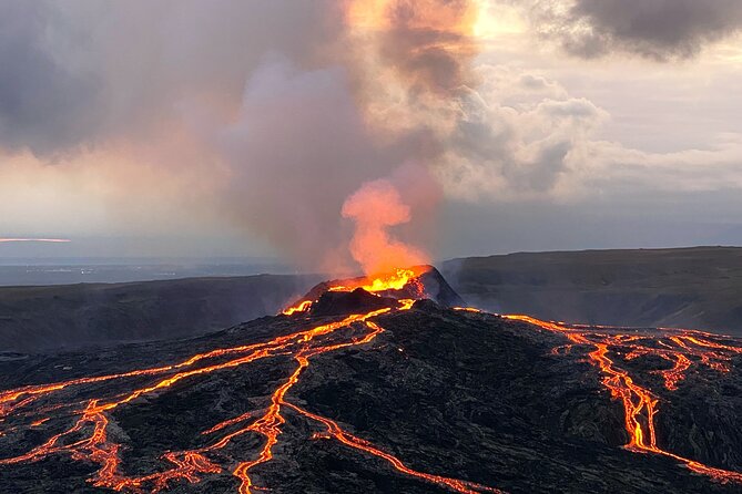 Volcano Tour on Reykjanes Peninsula Including Icelandic Snacks - Snacks, Food, and What You Should Actually Plan to Eat