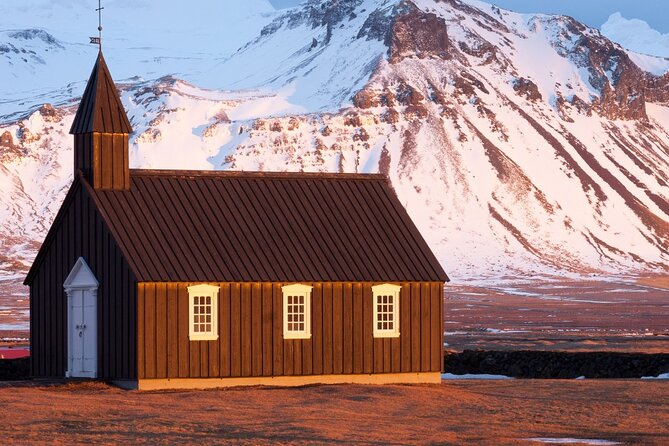 West Iceland: Exclusive Day Tour of Snaefellsnes Peninsula - Arnarstapi and Hellnar: twin fishing villages with sea caves and puffins in mind