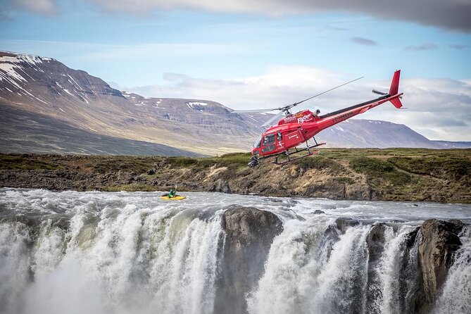 Whale Watching And Fly Over Iceland Guided Tour - FlyOver Iceland after the boat: 360° screens, wind, and scents