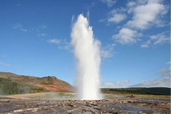 Your private golden circle tour with a personal guide - Your day at a glance: Þingvellir, hot-water country, then Gullfoss